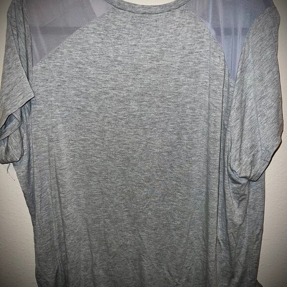 Bebe Graphic Sport Glitter Strip T-Shirt Size 2X - Picture 2 of 4